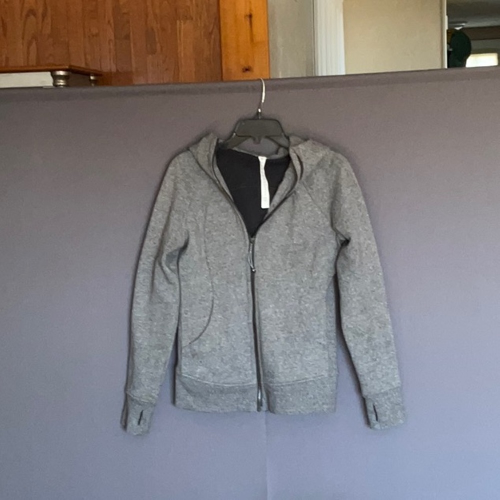 LuluLemon Hoodie Orange Theory sz 8 Like New